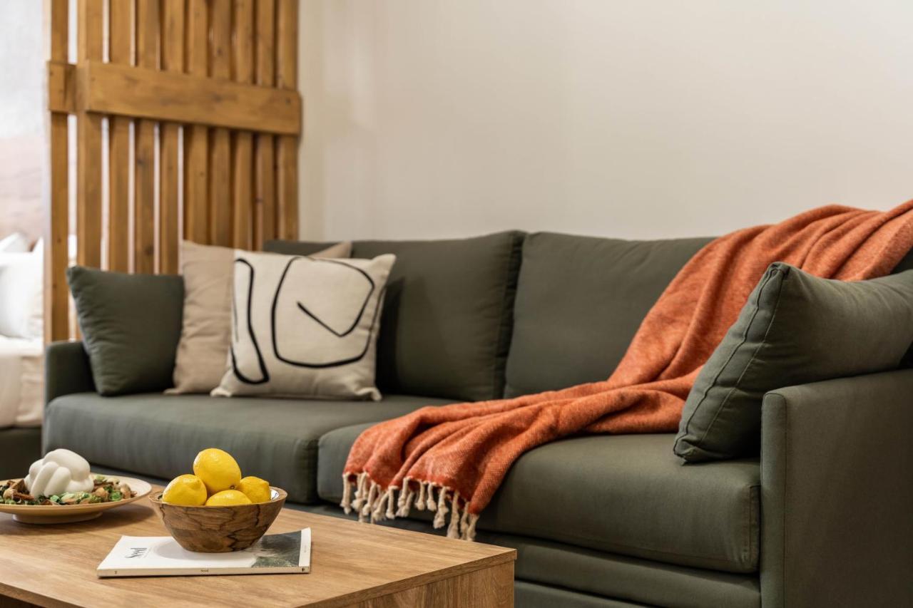Koyo Athens Aparthotel Екстериор снимка